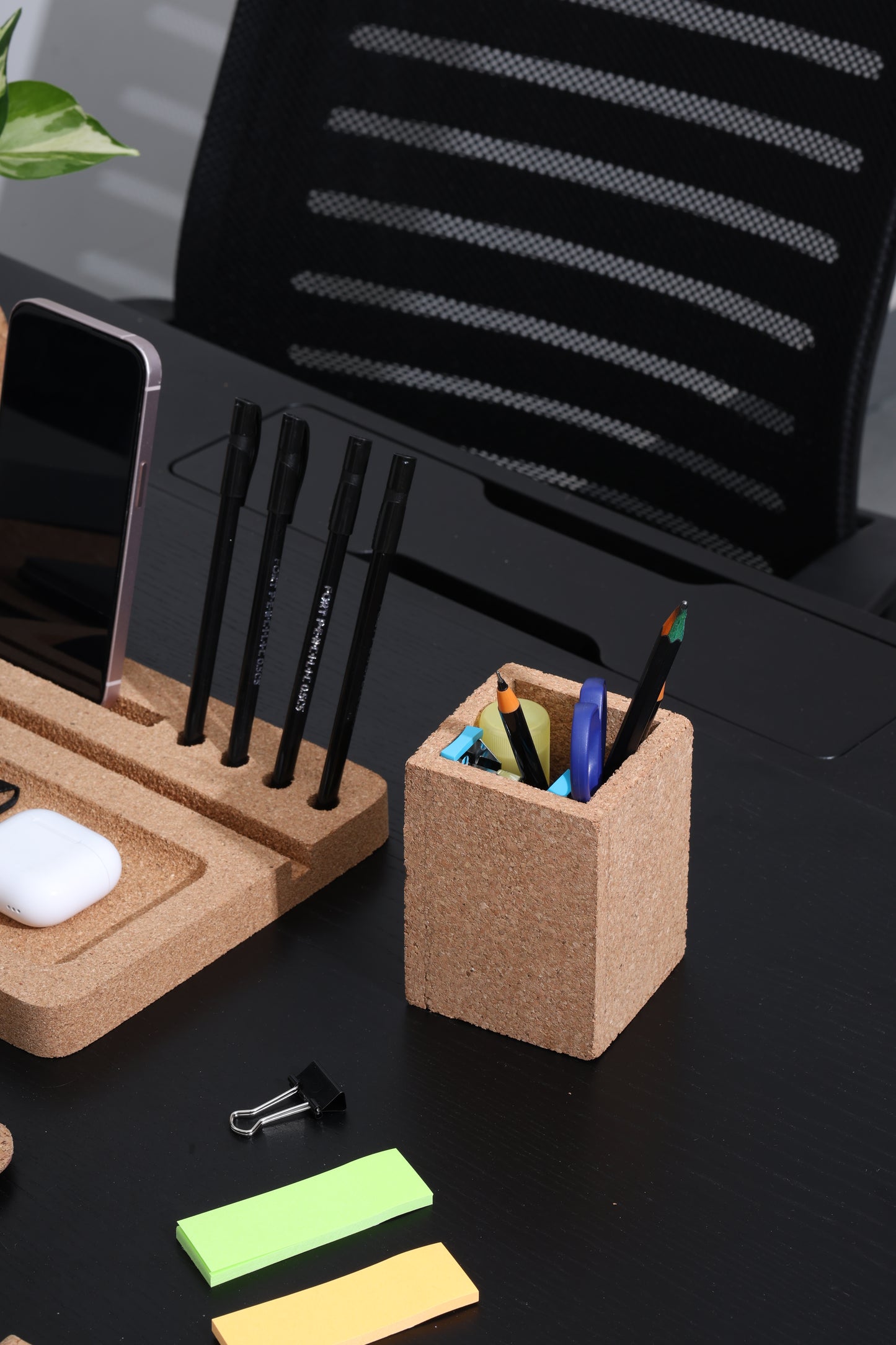 Cork Fine Grain Pen Holder