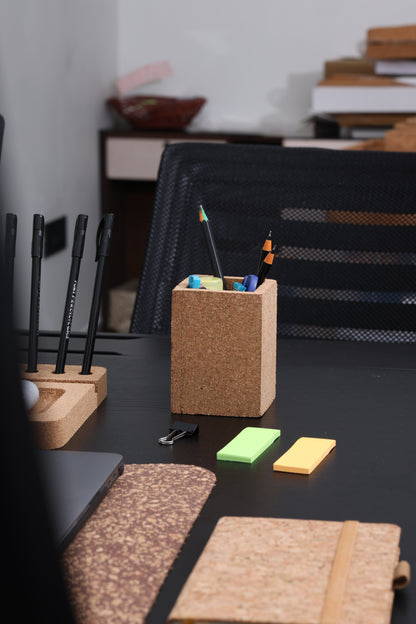 Cork Fine Grain Pen Holder