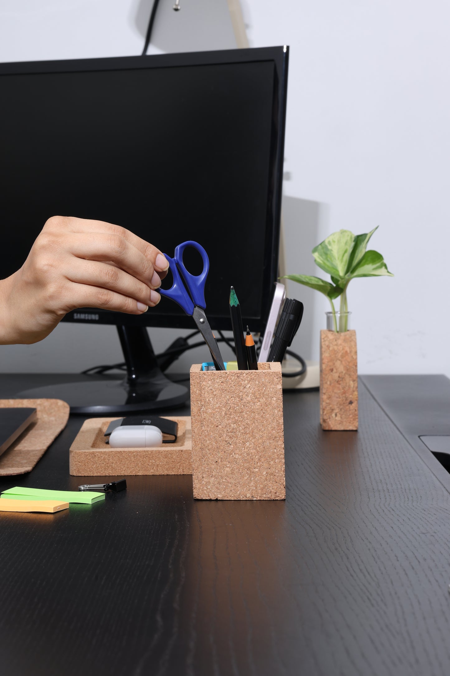 Cork Fine Grain Pen Holder